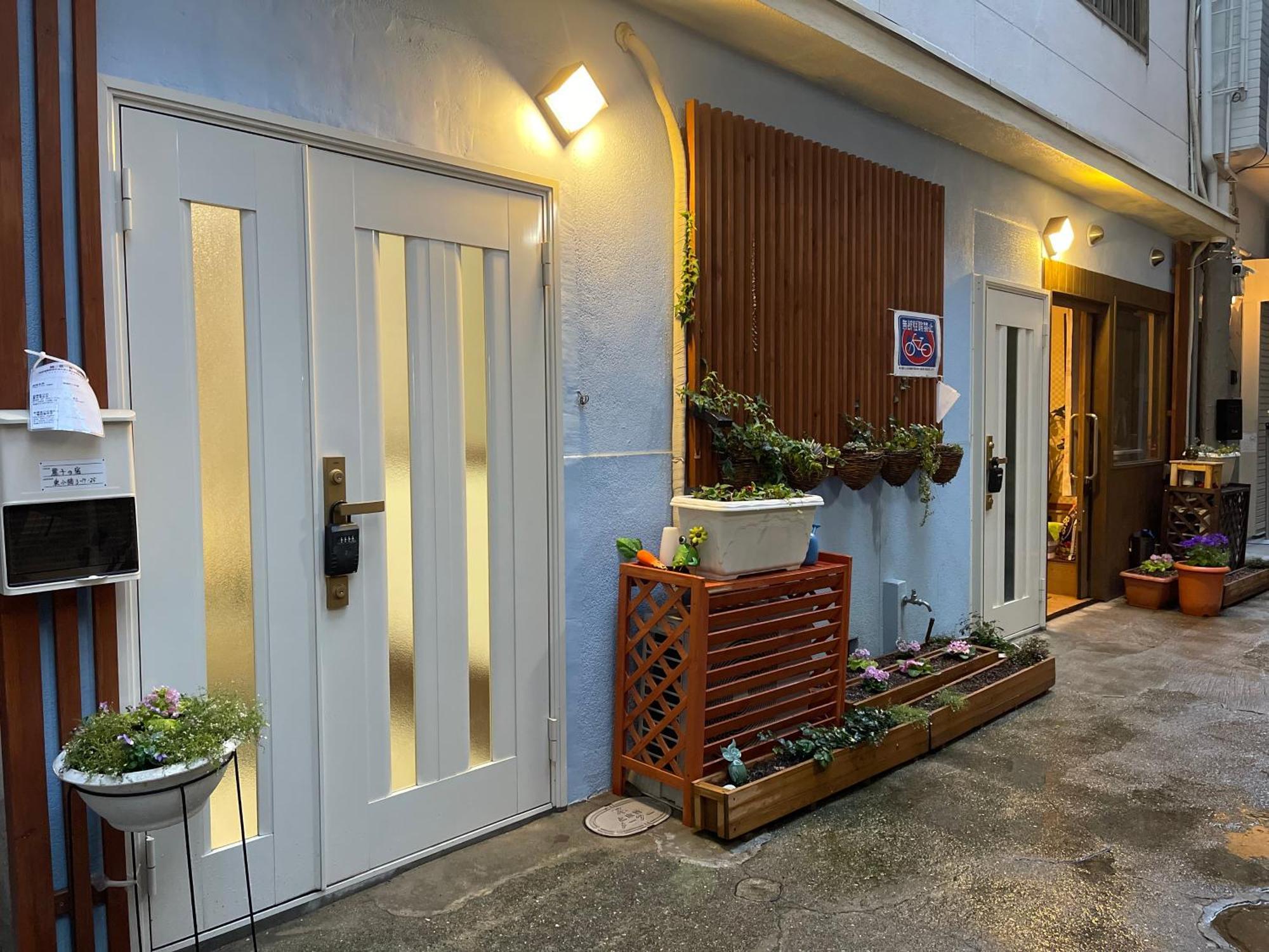 距离namba Shinsaibashi麗子民宿 Osaka Buitenkant foto